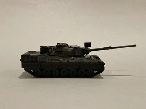 Roco DBGM Minitanks German Leopard A2 Kampfpanzer, Maßstab HO / 1:87 - Bild 1 von 11