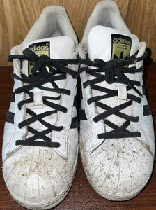 Size 6.5 - adidas Superstar Women's OG White & Black Gold Tongue Label Shell Toe - Picture 1 of 14
