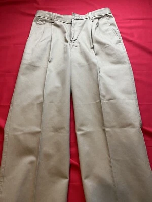 Pantalones de vestir Class Club para niños caqui usados Foto 1 de 2