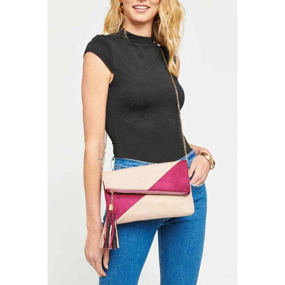 Bandolera de cadena de embrague de ónix borla rosa nude Foto 1 de 2