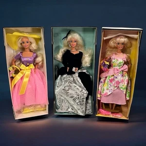 Lot Of 3 Vintage Avon Exclusive Special Edition Spring And Winter Barbie - Picture 1 of 24