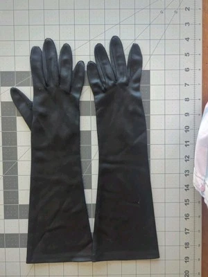 Guantes de noche de lujo negros de brazo medio largos Opera vintage Foto 1 de 4