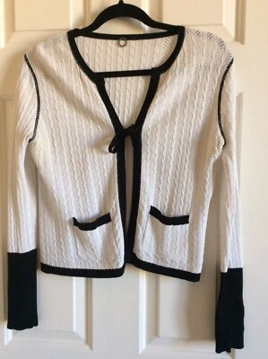 CÁRDIGAN ONE GIRL WHO... NEGRO/BLANCO TALLA PEQUEÑA MEDIANA Foto 1 de 4