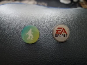 Fortnite Dance And EA Sports Lapel Badge Pin's Promo Gamescom 2019 "NEW" - Picture 1 of 3