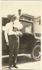 Photo vernacular photograph Snapshot Family Father Kissing Daughter 1920s Car