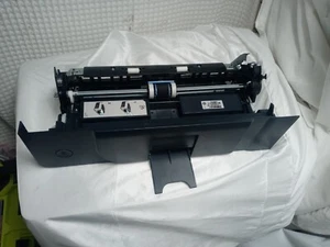 HP LaserJet Enterprise 700 M725 Cartridge Door Assembly RM1-8660-000CN - Afbeelding 1 van 6
