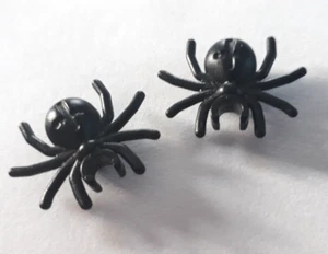 LEGO minifigure black Spider with Round Abdomen and Clip 2x - Picture 1 of 1