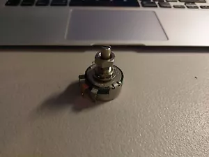 Clarostat 2k Trimmer Potentiometer With Lock Nut RA20LASD202A - Picture 1 of 1