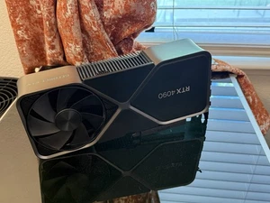 NVIDIA GeForce RTX 4090 Founders Edition 24GB GDDR6X Graphics Card - Afbeelding 1 van 3