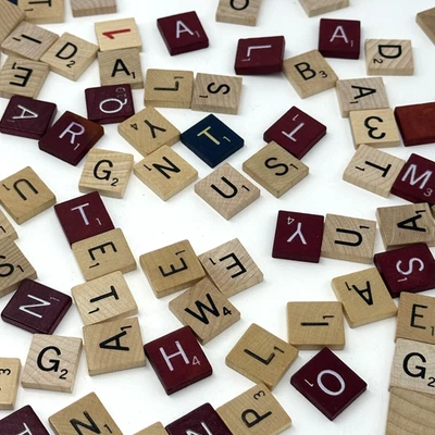 Lote de azulejos de madera a granel con letras de rascacielos 3,34 libras - manualidades, piezas de repuesto, hágalo usted mismo Foto 1 de 3