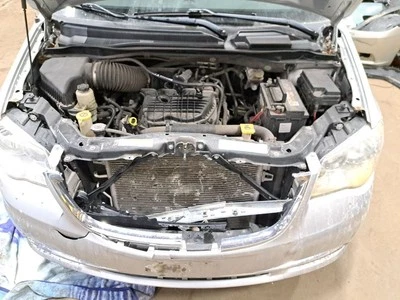 Depósito de refrigerante 2011 Town & Country Van Sku#4108893 Foto 1 de 4