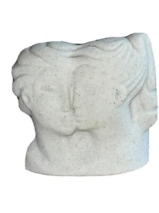 Figura ""Amantes"" de arte de piedra MarBell Bélgica - Imagen 1 de 8