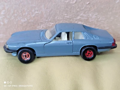 VINTAGE CORGI JAGUAR XJS LARGE TOY MODEL 1/43 OPEN DOORS FREE SHIPPING - Image 1 of 4
