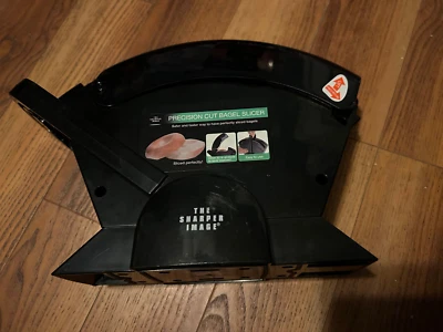 The Sharper Image Precision Cut Bagel cuter - Image 1 of 4