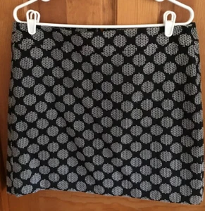 Ann Taylor DAMENROCK LOFT OUTLET SCHWARZ & WEISS GENÄHT KREIS GRÖSSE 10 NEU MIT ETIKETT! - Bild 1 von 2