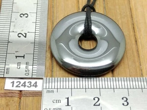 Donut HEMATITE 30 mm + cordon reglable - mineraux lithotherapie pendentif reiki - Picture 1 of 1
