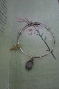 St.Jude & St.Anthony bangle bracelet charm - Picture 1 of 2