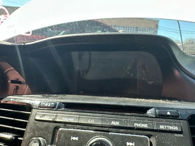 Pantalla de infoentretenimiento usada se adapta a: pantalla de visualización Honda Accord 2017 superior mercado de EE. UU. Foto 1 de 4
