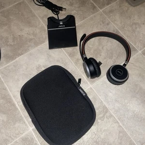 Jabra Evolve 65 SE Link380a MS Wireless Stereo Headset with Noise Cancelling - Picture 1 of 3
