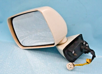 ✅ 2004-2009 Mitsubishi Endeavor Left Driver Side View Door Mirror White OEM - Image 1 of 4