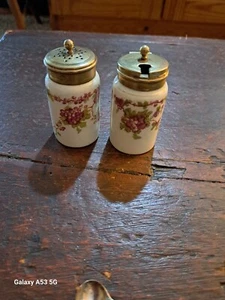 Vintage Crescent Salt & Pepper With Silver Spoon Made In England - Picture 1 of 6