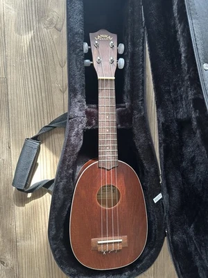 Lanikai-Ukulele-LU-21P Hawaii Pineapple Soprano-Color: Brown - Image 1 of 4