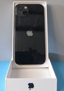 iPhone 13 128GB Midnight Black.Mai usato - Non si accende. Ricambi o riparazioni - Foto 1 di 5