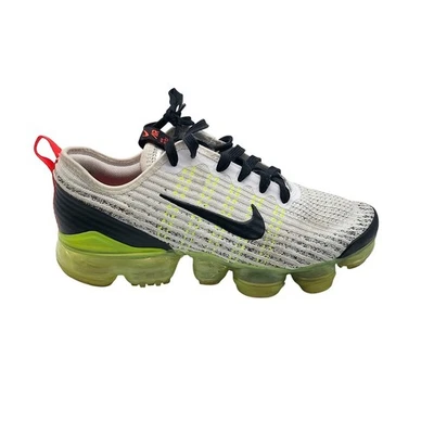Nike Air VaporMax 3 Flyknit Kids Running Shoes Size 5Y BQ5238-100 - Image 1 of 4