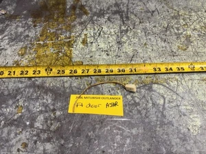 2003-2006 OUTLANDER Front Door Ajar Switch Wiring Connector - Picture 1 of 12