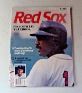 1984 BOSTON RED SOX OFFICIAL YEARBOOK EXMT - Picture 1 of 2
