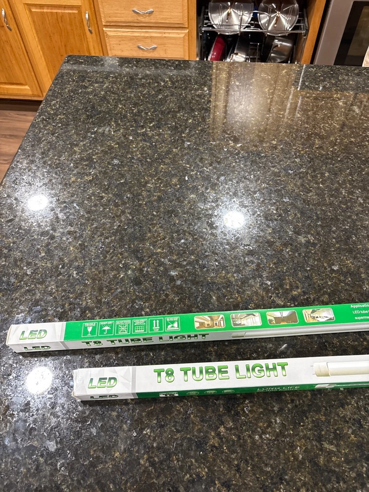 t8 4ft led tube light bulbs 5000k - Image 1 of 3