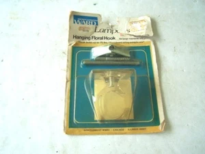 Hanging Floral Hook Clear Type for Plaster or Wood Ceilings 75 lb. Load - Picture 1 of 1