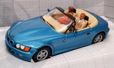 Corgi 1/36 Scale CC04904 - BMW Z3 James Bond 007 (Goldeneye) Met Blue - image 1 of 4
