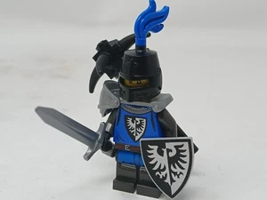 LEGO Castle Minifigure Black Falcon Knight New - Picture 1 of 2