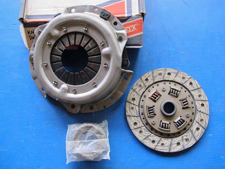 Kupplungssatz Ap Borg Und Beck für Datsun Sunny, Nissan Violett - Bild 1 von 1