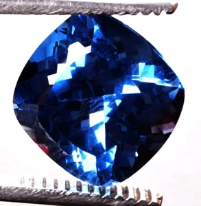 14,7 cts. Natürlicher neonblauer Grandidierit Kissenform zertifizierter Edelstein - Bild 1 von 4