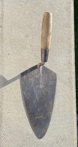 Marshalltown 19-11 Brick Trowel 10-inch Brick Trowel Hardwood Handle - Picture 1 of 4