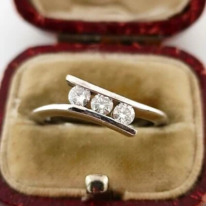 18ct White Gold 0.33ct Diamond Three Stone Trilogy Ring With Ridged Shank - Picture 1 of 10