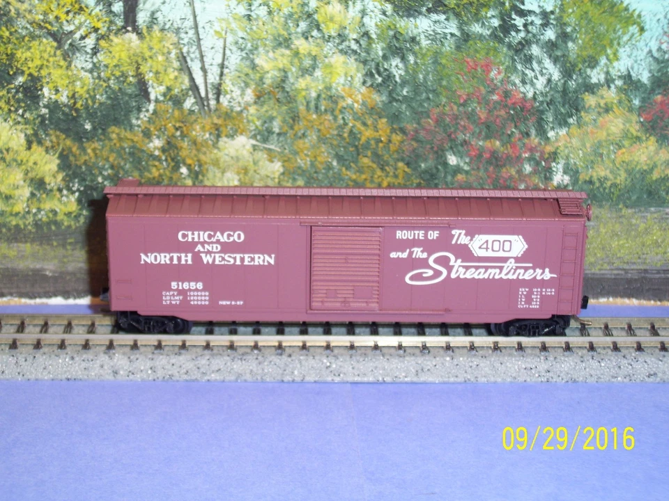 MTL MICRO-TRAINS N SCALE #31110 50' STANDARD BOXCAR SNGL DOOR C&NW #51656 - Image 1 of 1