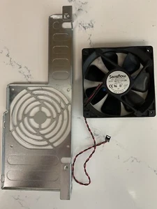 Apple Macintosh G4 PCI Graphics Internal Fan And Fan Mounting/Housing Bracket - Picture 1 of 2