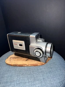 Vintage Kodak Zoom 8 Reflex Camera - Picture 1 of 9