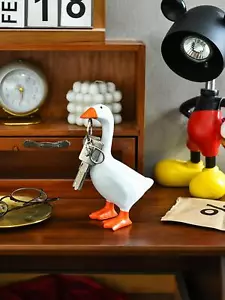 Magnetic Goose Key Holder – Resin Duck Sculpture for Home & Desk Decor - Picture 1 of 8
