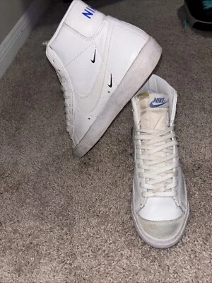 Mujer Nike Blazer Mid 77 SE Hermandad Blanco Metálico Plateado Talla 7.5 Foto 1 de 4