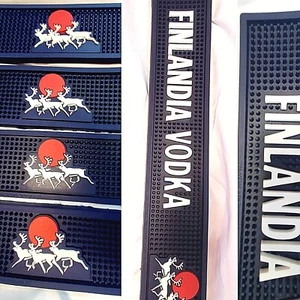 FINLANDIA VODKA MADE IN FINLAND BAR RUNNER TAPPETINO IN GOMMA UOMO GROTTA 23,5"" X 3,5" - Foto 1 di 10