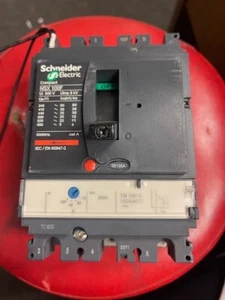 NSX100-160-250-F/N/H/NA | Schneider | Leitungsschutzschalter, 3-polig, 100 Ampere, gebraucht - Bild 1 von 9