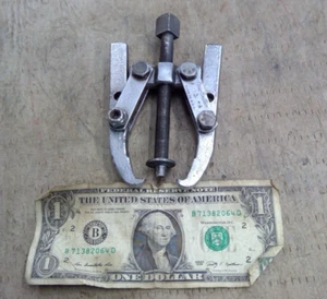 New Britain gear puller P136a USA MADE TOOL  - Picture 1 of 9