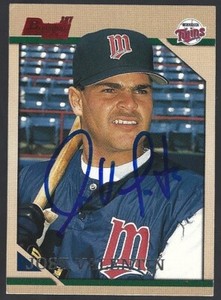 1996 Bowman baseball Javier Jose Valentin #311 IP autograph signed card