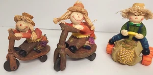 3 Scarecrows on Wheels Fall Harvest Home Decor resin Figures Halloween Folk Art - Picture 1 of 10