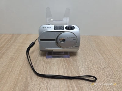 Fujifilm - FinePix A204 / 2 MP Digitalkamera *funktioniert* - Bild 1 von 4