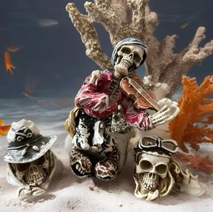 Fish Tank Accessories Skeleton Pirates Aquarium Set Of 4 New With Defect - Picture 1 of 11